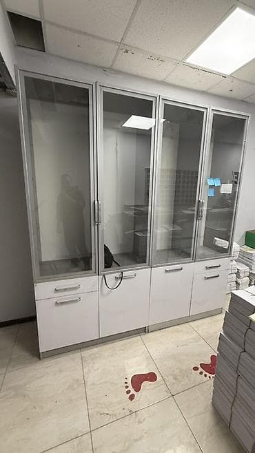 Витрина С ящиками, 210 см * 240 см * 45 см
