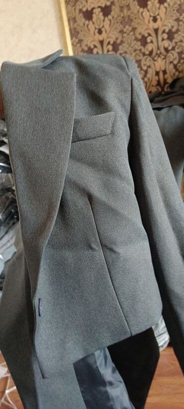 срочно продаю в связи с переездом: ОПТОВАЯ ПАРТИЯ КЛАССИЧЕСКОЙ ОДЕЖДЫ - Мужские и женские классические — 6