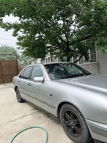 сиденья салон на мерседес 124: Mercedes-Benz E-Class: 1996 г., 2 л, Автомат, Бензин, Седан — 5