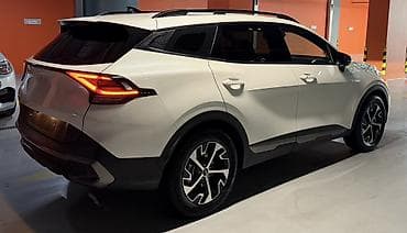 hyundai sportage: Kia Sportage: 2023 г., 1.6 л, Автомат, Гибрид, Кроссовер — 7