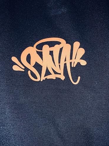 Женская одежда: Спортивные штаны Nike x “LIFE OF SYN” Состояние изношенное цена — 2