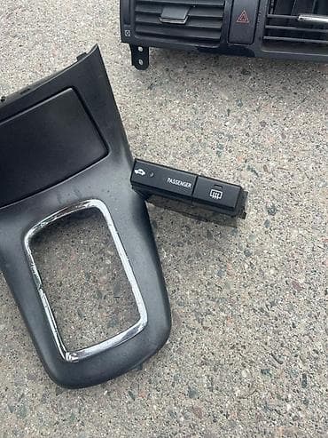 дополнительный свет: Центральная консоль Toyota Оригинал — 3