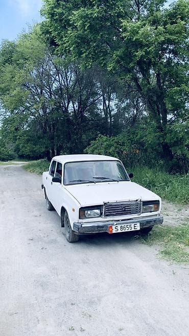 2 8: ВАЗ (ЛАДА) 2107: 1993 г., 1.6 л, Механика, Бензин, Седан — 8
