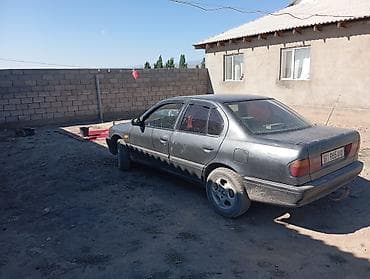 зеркало прадо: Nissan Primera: 1993 г., 1.6 л, Механика, Бензин, Седан — 3