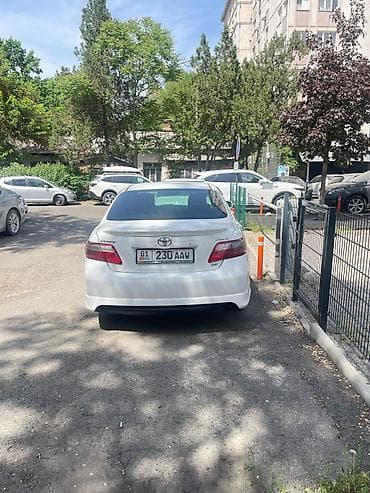 golf vr6: Toyota Camry: 2008 г., Седан — 2