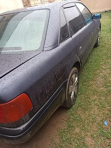 Audi: Audi 100: 1992 г., 2 л, Механика, Бензин, Седан — 5