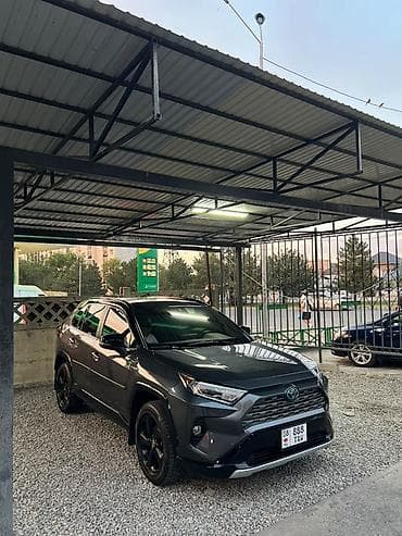 Toyota RAV4: 2021 г., 2.5 л, Вариатор, Гибрид, Кроссовер — 3