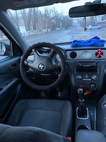 митсубиси 2 5: Mitsubishi Outlander: 2003 г., 2 л, Механика, Бензин, Кроссовер — 5