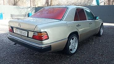 бмв 320i: Mercedes-Benz W124: 1991 г., 2 л, Автомат, Бензин, Седан — 8