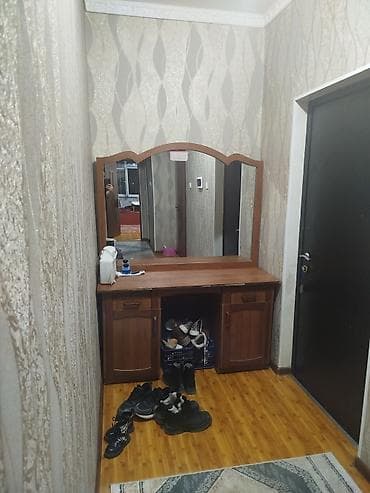 сут сатылат: Кузгу менен шкаф сатылат баасы 6000 — 3