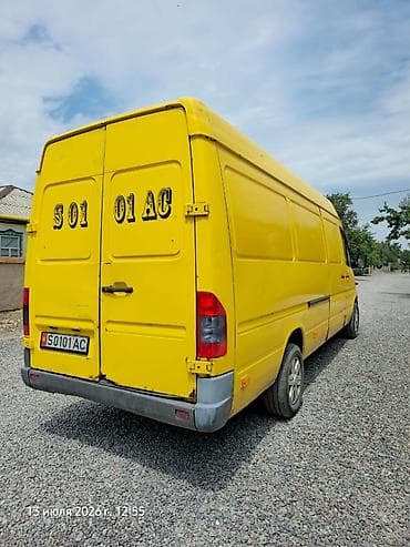 дверь спринтера: Mercedes-Benz Sprinter, удлинённый грузовой фургон с высокой крышей — 5