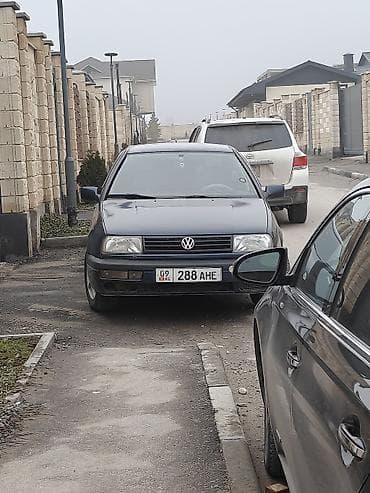 ej ve: Volkswagen Vento: 1992 г., 1.8 л, Механика, Бензин, Седан — 1