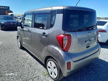 Транспорт: Kia Ray: 2017 г., 1 л, Автомат, Бензин, Хетчбек — 4