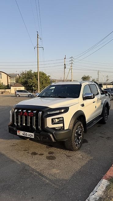 машина 300 мин: JAC : 2025 г., 2 л, Автомат, Дизель, Пикап — 1
