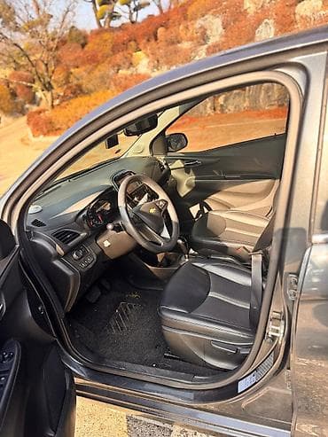 купить шевроле спарк: Chevrolet Spark: 2019 г., 0.1 л, Автомат, Бензин, Хэтчбэк — 6