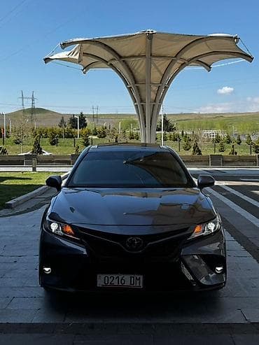 Toyota Camry: 2020 г., 2.5 л, Автомат, Бензин, Седан — 1
