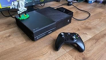 xbox one s: Продаю Xbox one 500 Гб с подпиской gamepass Ultimate (400+ игр). В — 1