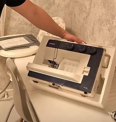 шв машина: Швейная машина Janome, Механическая — 2