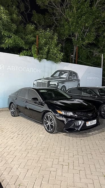 Toyota Camry: 2019 г., 2.5 л, Автомат, Бензин, Седан