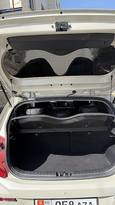 nano: Kia Picanto: 2023 г., 1 л, Автомат, Бензин, Хэтчбэк — 7