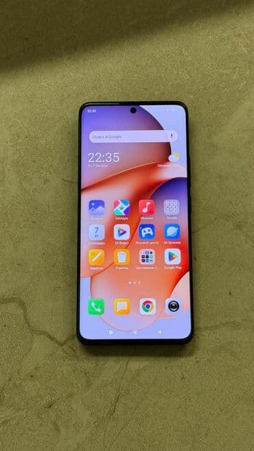 пятинитка сатылат: Redmi, Redmi Note 13 Pro Plus, Колдонулган, 512 ГБ, түсү - Кара, 2 SIM, eSIM — 1