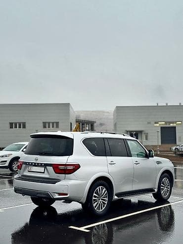 infinity fx35: Nissan Armada: 2021 г., 5.6 л, Автомат, Бензин, Внедорожник — 4