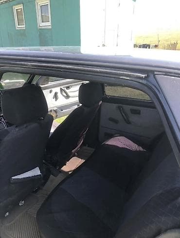 chevrolet aveo 2009: Volkswagen Golf: 1990 г., 1.8 л, Хэтчбэк — 4