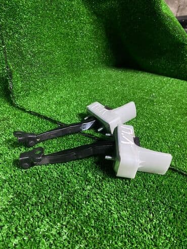 дверь rx: Ограничители дверей передний правый передний левый задний правый — 1