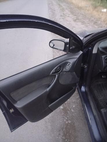 reno stepway: Ford Focus: 2001 г., 1.6 л, Механика, Газ, Универсал — 7