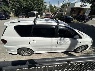 prius plus: Toyota Ipsum: 2002 г., 2.4 л, Автомат, Бензин, Минивэн — 8
