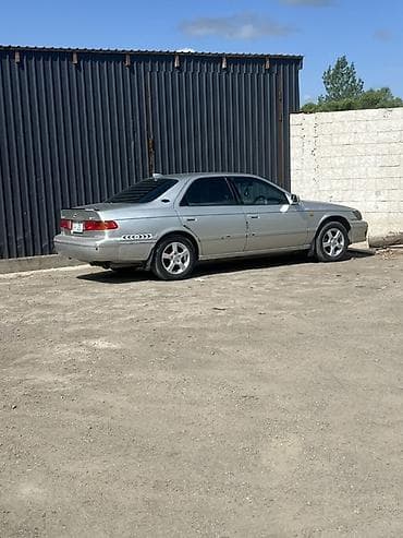 Продажа авто: Toyota Camry: 2000 г., 2.2 л, Автомат, Газ, Седан — 3