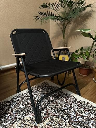я ищу табуретки: Походный складной стул, Новый, Другой материал, цвет - Черный — 1