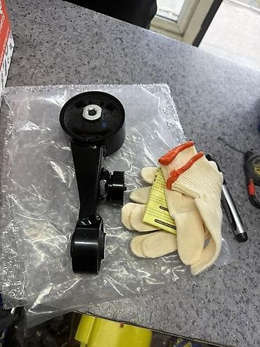 engine: Подушка мотора Toyota 2007 г., Оригинал — 2