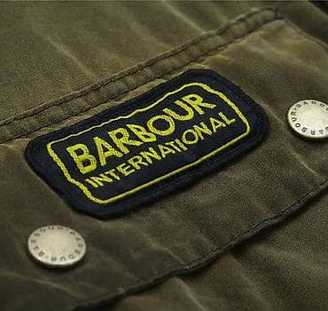 Жеке буюмдар: Barbour International — культовая вощёная мото‑куртка. Размер L — 1