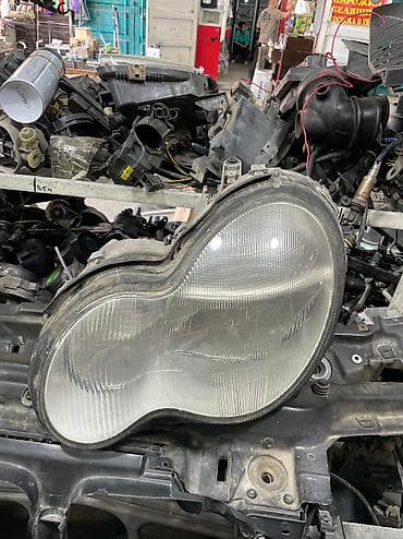 цешки: Левая фара Mercedes w203-й кузов Цешка привозная в оригинале — 1