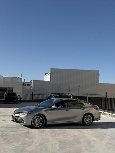 114: Toyota Camry: 2019 г., 2.5 л, Автомат, Бензин, Седан — 4