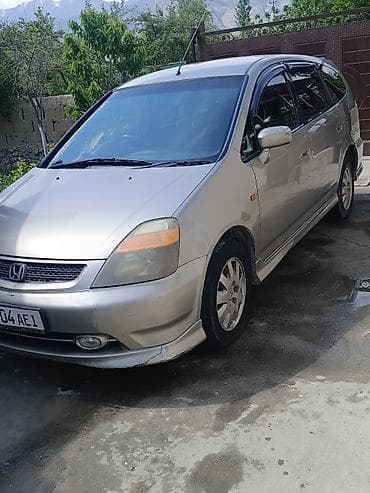 авто для такси: Honda Stream: 2001 г., Универсал — 3