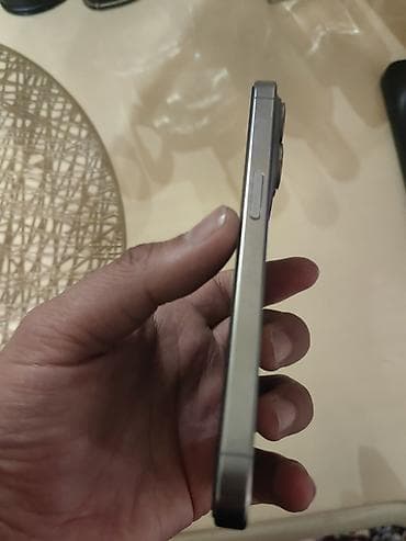 чехол на iphone 13 pro: IPhone 15 Pro, Natural Titanium, Чехол — 3