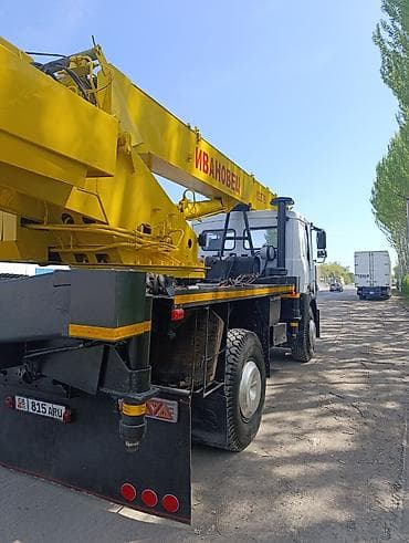 5 5 compressor: Автокран, Ивановец, 2003 г., 18 м — 2