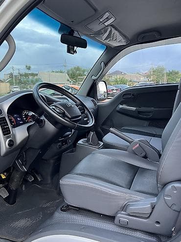 mazda bongo: Kia BONGO: 2020 г., 2.4 л, Механика, Газ, Фургон — 6