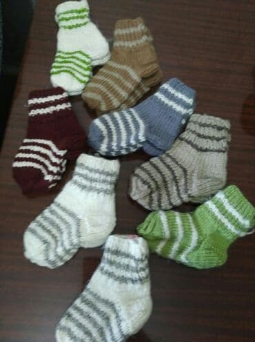 Теплые шерстяные детские носочки.Размеры разные at lalafo.kg Теплые шерстяные детские носочки.Размеры разные