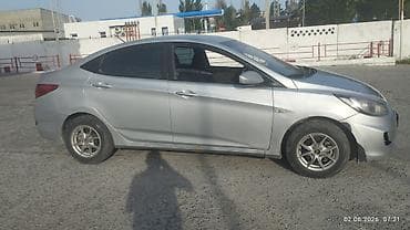 аксен: Hyundai Accent: 2011 г., 1.4 л, Механика, Бензин, Седан — 6