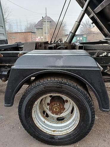 mazda bongo: Легкий грузовик, Mercedes-Benz, Дубль, 3 т, Б/у — 5