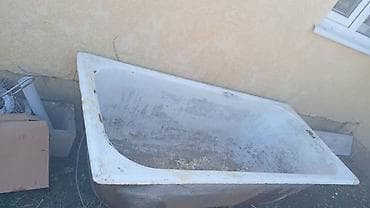 third edition solution: Шкаф-купе/гардеробная стенка и чугунная ванна Шкаф: - Трехсекционный — 3