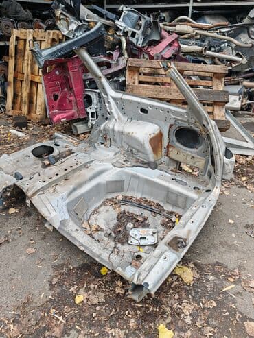 стекло и зеркала бишкек: Заднее правое Subaru, 2000 г., Б/у, Оригинал — 2