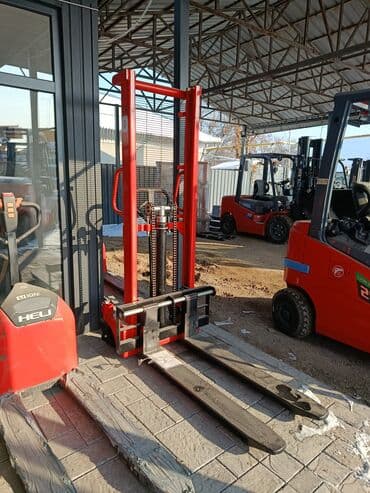 манипулятор 10 т: Погрузчик, Вилочный — 1