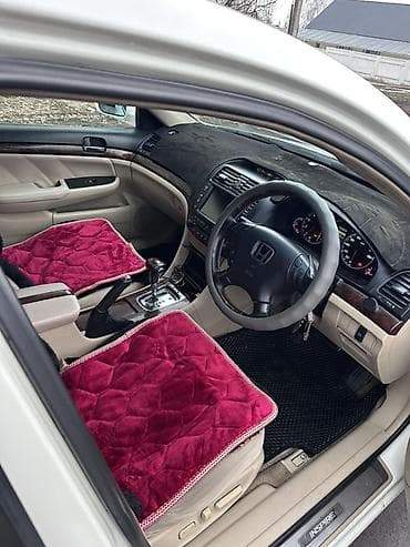 w211 e63: Honda Accord: 2004 г., 3 л, Автомат, Бензин, Седан — 8