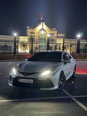 Toyota Camry: 2022 г., 2.5 л, Автомат, Гибрид, Седан lalafo.kg да Toyota Camry: 2022 г., 2.5 л, Автомат, Гибрид, Седан