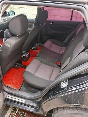 golf iv: Volkswagen Golf: 2002 г., 2 л, Ручные, Бензин, Хэтчбэк — 5