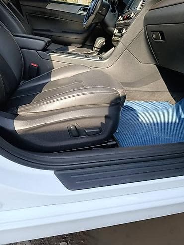 рига мапед: Сдаю в аренду Hyundai Sonata, белый седан бизнес-класса (рестайлинг) — 10